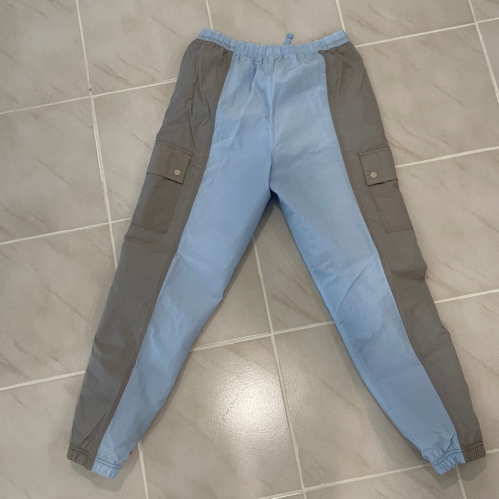 Nike Womens Jordan Essentials Lightweight Woven Blue Pant